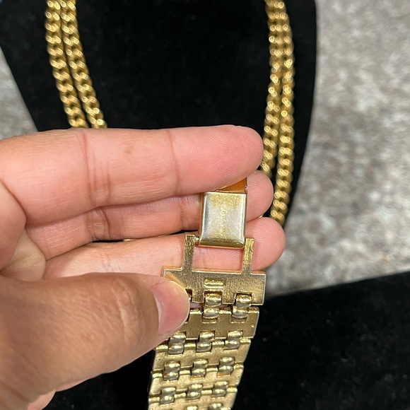 VINTAGE GOLD TONE NAPIER BRACELET - Picture 6 of 6